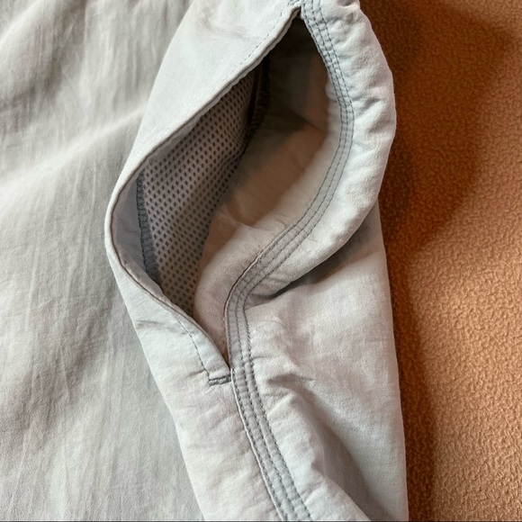 Tommy Bahama Light Green/Grey Swim Shorts Men's Size Large - Picture 3 of 13